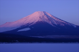 山中湖よりも富士山に寄せた写真